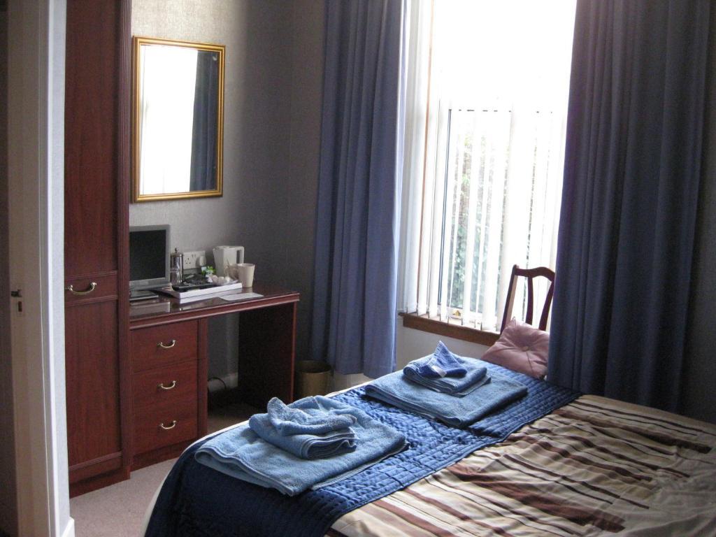 The Dunn Thing Guest House Ayr Szoba fotó